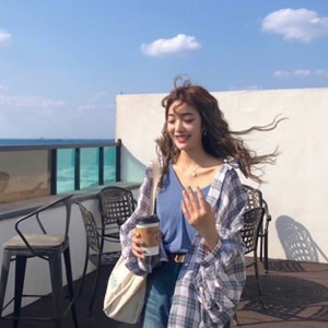 小清新女生头像图片精选:简约干净风,适合所有温柔女生 女生头像 第9张 小清新女生头像图片精选:简约干净风,适合所有温柔女生 女生头像 第9张