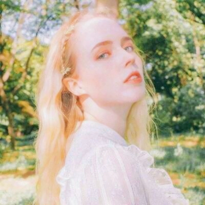 欧美女生意境风头像精选|温柔 / 清冷 / 复古风图片 女生头像 第16张 欧美女生意境风头像精选|温柔 / 清冷 / 复古风图片 女生头像 第16张