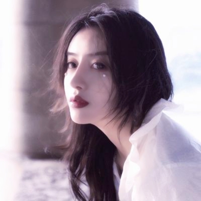 2026热门气质文艺女生头像|低饱和色调,文艺感直接拉满 女生头像 第13张 2026热门气质文艺女生头像|低饱和色调,文艺感直接拉满 女生头像 第13张