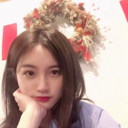 女生正脸头像干净系|清透无杂质,氛围感拉满 女生头像 第18张 女生正脸头像干净系|清透无杂质,氛围感拉满 女生头像 第18张