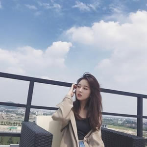 超好看女生蓝天大海头像:面朝大海 + 蓝天白云,温柔又出片 女生头像 第12张 超好看女生蓝天大海头像:面朝大海 + 蓝天白云,温柔又出片 女生头像 第12张