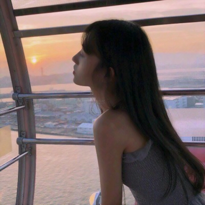 成熟女生必存微信头像|简约高级款,凸显气质不做作 女生头像 第18张 成熟女生必存微信头像|简约高级款,凸显气质不做作 女生头像 第18张