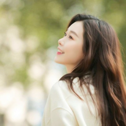 超治愈女生头像:唯美小清新画风,每一张都戳中少女心 女生头像 第29张 超治愈女生头像:唯美小清新画风,每一张都戳中少女心 女生头像 第29张