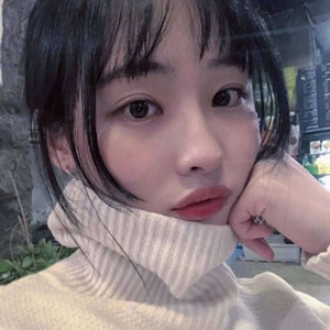 2026新款时尚微信头像女:简约高级风 / 甜酷辣妹风任选,氛围感拉满 女生头像 第5张 2026新款时尚微信头像女:简约高级风 / 甜酷辣妹风任选,氛围感拉满 女生头像 第5张