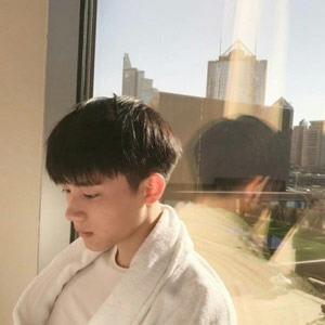 高级感男生气质唯美意境头像合集,温柔又有格调 男生头像 第12张 高级感男生气质唯美意境头像合集,温柔又有格调 男生头像 第12张