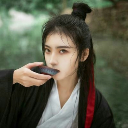 忧伤古风头像女|氛围感拉满,每帧都是江南愁绪 女生头像 第26张 忧伤古风头像女|氛围感拉满,每帧都是江南愁绪 女生头像 第26张
