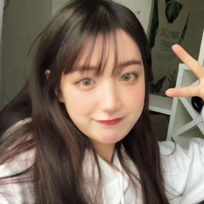 女生正脸头像干净系|清透无杂质,氛围感拉满 女生头像 第4张 女生正脸头像干净系|清透无杂质,氛围感拉满 女生头像 第4张