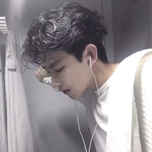 高冷超酷男生头像合集|不烂大街的帅气款 男生头像 第11张 高冷超酷男生头像合集|不烂大街的帅气款 男生头像 第11张