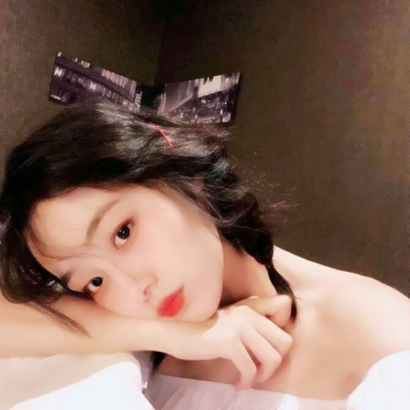 女生高冷成熟头像合集|简约大气风,彰显独立女性魅力 女生头像 第8张 女生高冷成熟头像合集|简约大气风,彰显独立女性魅力 女生头像 第8张