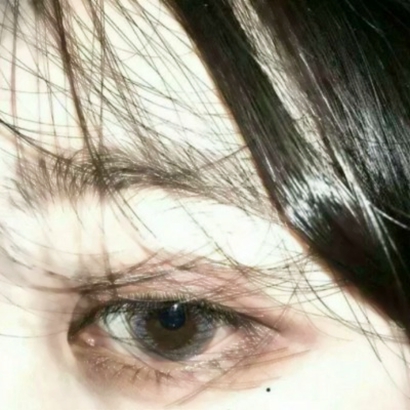 女生头像特写:灵动眼睛 + 饱满嘴唇,颜值感拉满 女生头像 第7张 女生头像特写:灵动眼睛 + 饱满嘴唇,颜值感拉满 女生头像 第7张
