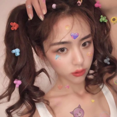 2026最新女生时尚美妆图片大全,网红同款妆容高清合集 女生头像 第5张 2026最新女生时尚美妆图片大全,网红同款妆容高清合集 女生头像 第5张