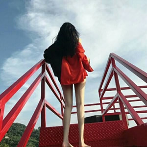 御姐头像高冷霸气女生:气场全开,颜值与格调并存 女生头像 第9张 御姐头像高冷霸气女生:气场全开,颜值与格调并存 女生头像 第9张