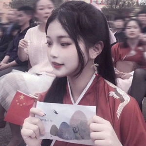 高颜值时尚女生微信头像图片:小众设计感,提升朋友圈格调 女生头像 第13张 高颜值时尚女生微信头像图片:小众设计感,提升朋友圈格调 女生头像 第13张