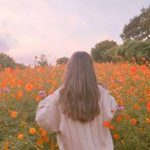 2026最新好看女生头像合集:温柔清新 / 甜酷飒爽风任选,颜值控必存! 女生头像 第11张 2026最新好看女生头像合集:温柔清新 / 甜酷飒爽风任选,颜值控必存! 女生头像 第11张