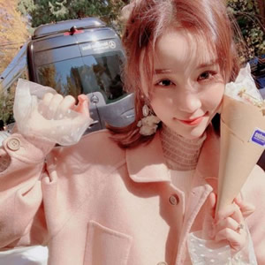 超好看小清新女生头像合集:照片质感,元气又治愈 女生头像 第8张 超好看小清新女生头像合集:照片质感,元气又治愈 女生头像 第8张
