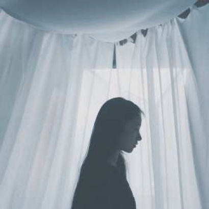 清新感拉满!qq头像侧脸女生 温柔治愈系首选 女生头像 第5张 清新感拉满!qq头像侧脸女生 温柔治愈系首选 女生头像 第5张