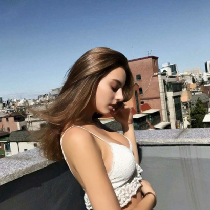 女生高冷欧美头像|冷感妆容 + 欧美轮廓,打造专属你的个性社交形象 女生头像 第20张 女生高冷欧美头像|冷感妆容 + 欧美轮廓,打造专属你的个性社交形象 女生头像 第20张