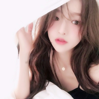 女生高冷成熟头像合集|简约大气风,彰显独立女性魅力 女生头像 第7张 女生高冷成熟头像合集|简约大气风,彰显独立女性魅力 女生头像 第7张