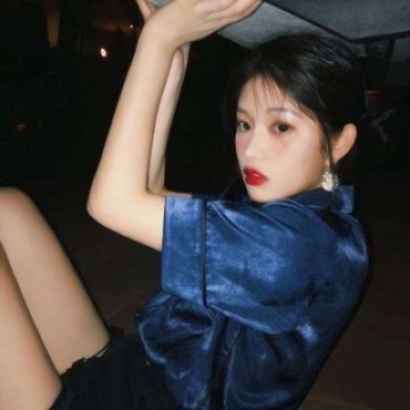 女生专属!成熟高冷系微信头像:颜值与气质并存 女生头像 第10张 女生专属!成熟高冷系微信头像:颜值与气质并存 女生头像 第10张