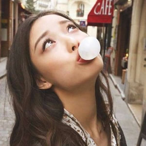 2026最新好看女生头像合集:温柔清新 / 甜酷飒爽风任选,颜值控必存! 女生头像 第3张 2026最新好看女生头像合集:温柔清新 / 甜酷飒爽风任选,颜值控必存! 女生头像 第3张