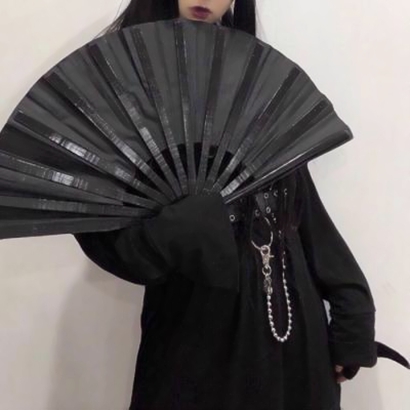 国风美学！手拿扇子女生头像 气质拉满 女生头像 第13张