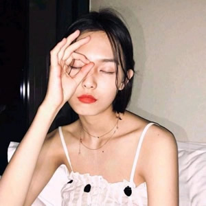 2026最新好看女生头像合集:温柔清新 / 甜酷飒爽风任选,颜值控必存! 女生头像 第2张 2026最新好看女生头像合集:温柔清新 / 甜酷飒爽风任选,颜值控必存! 女生头像 第2张