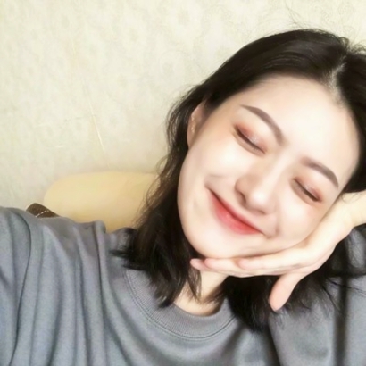 成熟女生必存微信头像|简约高级款,凸显气质不做作 女生头像 第9张 成熟女生必存微信头像|简约高级款,凸显气质不做作 女生头像 第9张