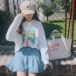 时尚感拉满!小清新女生头像推荐,温柔又显气 女生头像 第9张 时尚感拉满!小清新女生头像推荐,温柔又显气 女生头像 第9张