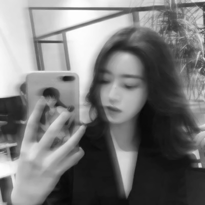 氛围感女生模糊头像|柔焦模糊设计,自带温柔滤镜超吸睛 女生头像 第18张 氛围感女生模糊头像|柔焦模糊设计,自带温柔滤镜超吸睛 女生头像 第18张