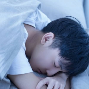 帅气高冷范男生头像推荐:禁欲系颜值 + 冷感气质,直接存 男生头像 第9张 帅气高冷范男生头像推荐:禁欲系颜值 + 冷感气质,直接存 男生头像 第9张