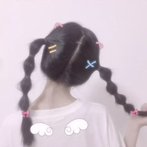 四人闺蜜四张头像配对精选|小众高级感 四闺蜜同步使用超合拍 友情头像 第8张 四人闺蜜四张头像配对精选|小众高级感 四闺蜜同步使用超合拍 友情头像 第8张