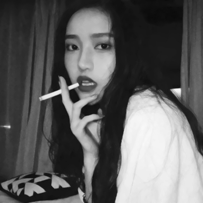 超酷头像女生黑白霸气款 高冷范儿十足不撞款 女生头像 第23张 超酷头像女生黑白霸气款 高冷范儿十足不撞款 女生头像 第23张