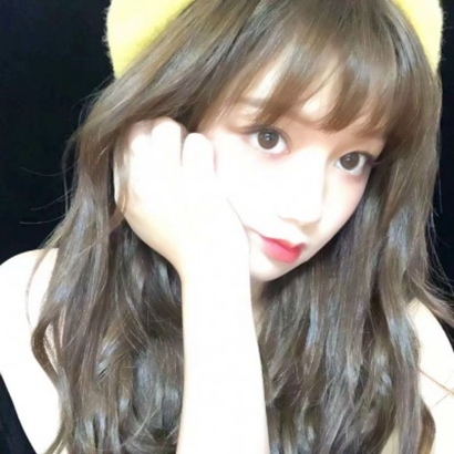 女生正脸头像干净系|清透无杂质,氛围感拉满 女生头像 第17张 女生正脸头像干净系|清透无杂质,氛围感拉满 女生头像 第17张