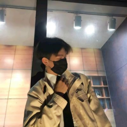 男生戴口罩头像高清 帅气阳光风无水印可直接用 男生头像 第12张