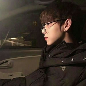 高颜值男生帅气头像大全：潮流设计 + 质感画面 男生头像 第2张