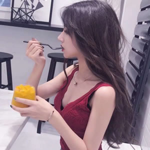 女生微信性感气质头像图片:多款可选,适配不同社交风格 女生头像 第9张 女生微信性感气质头像图片:多款可选,适配不同社交风格 女生头像 第9张