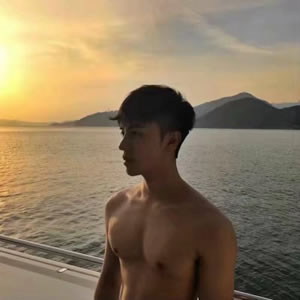 成熟阳光男生头像图片精选 高清质感不撞款 男生头像 第2张
