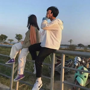 抖音热门个性情侣头像一对两张 小众设计感 情侣专属氛围感拉满 情侣头像 第10张 抖音热门个性情侣头像一对两张 小众设计感 情侣专属氛围感拉满 情侣头像 第10张