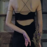 性感女生露背头像|氛围感拉满,高级又吸睛 女生头像 第3张 性感女生露背头像|氛围感拉满,高级又吸睛 女生头像 第3张