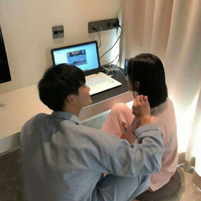 2026新款韩国情侣头像一人一张 甜酷风 / 温柔风任选 情侣头像 第3张 2026新款韩国情侣头像一人一张 甜酷风 / 温柔风任选 情侣头像 第3张