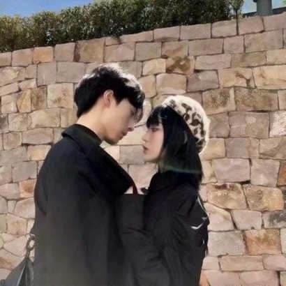 微信情侣头像唯美意境推荐:小众不撞款,解锁情侣间的浪漫仪式感 情侣头像 第33张 微信情侣头像唯美意境推荐:小众不撞款,解锁情侣间的浪漫仪式感 情侣头像 第33张