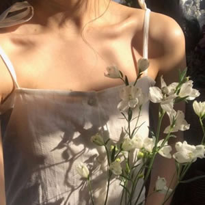 女生性感部位头像合集|精致氛围感头像推荐 女生头像 第4张 女生性感部位头像合集|精致氛围感头像推荐 女生头像 第4张