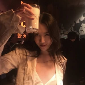 女生霸气颓废超拽头像|自带疏离感,朋友圈吸睛必备 女生头像 第3张 女生霸气颓废超拽头像|自带疏离感,朋友圈吸睛必备 女生头像 第3张