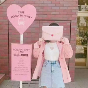 高质感气质爱笑女生微信头像合集｜日常用不撞款，尽显温柔气场 女生头像 第4张