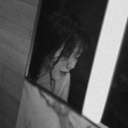 高级感黑白女生头像|小众不撞款,氛围感拉满 女生头像 第19张 高级感黑白女生头像|小众不撞款,氛围感拉满 女生头像 第19张