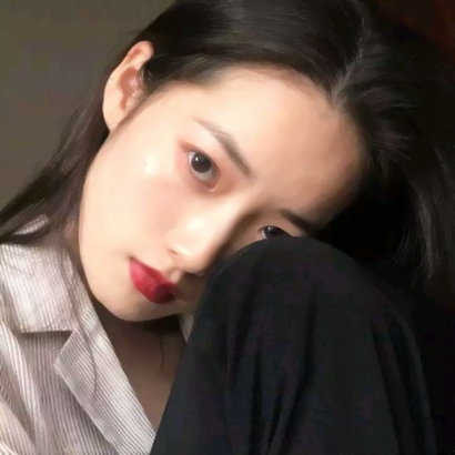 2026真人高清超火女生头像合集!高颜值不撞款,日常用超吸睛 女生头像 第20张 2026真人高清超火女生头像合集!高颜值不撞款,日常用超吸睛 女生头像 第20张