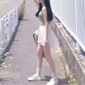 女生长腿头像推荐|甜酷 / 温柔 / 御姐风,满足不同风格偏好 女生头像 第6张 女生长腿头像推荐|甜酷 / 温柔 / 御姐风,满足不同风格偏好 女生头像 第6张