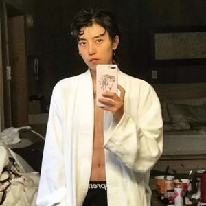 告别幼稚!成熟阳光型男生微信头像,展现稳重气质 男生头像 第5张 告别幼稚!成熟阳光型男生微信头像,展现稳重气质 男生头像 第5张