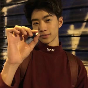 告别幼稚!成熟阳光型男生微信头像,展现稳重气质 男生头像 第4张 告别幼稚!成熟阳光型男生微信头像,展现稳重气质 男生头像 第4张