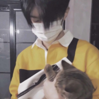 高级感挡脸男生头像|遮脸设计 + 潮酷风格,男生必备 男生头像 第20张 高级感挡脸男生头像|遮脸设计 + 潮酷风格,男生必备 男生头像 第20张
